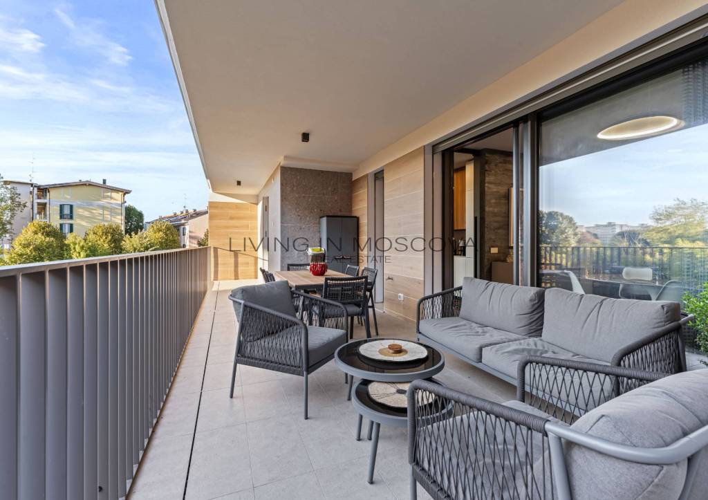 appartamento in vendita a Milano in zona Gallaratese