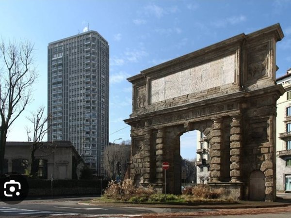 negozio in vendita a Milano in zona Porta Romana