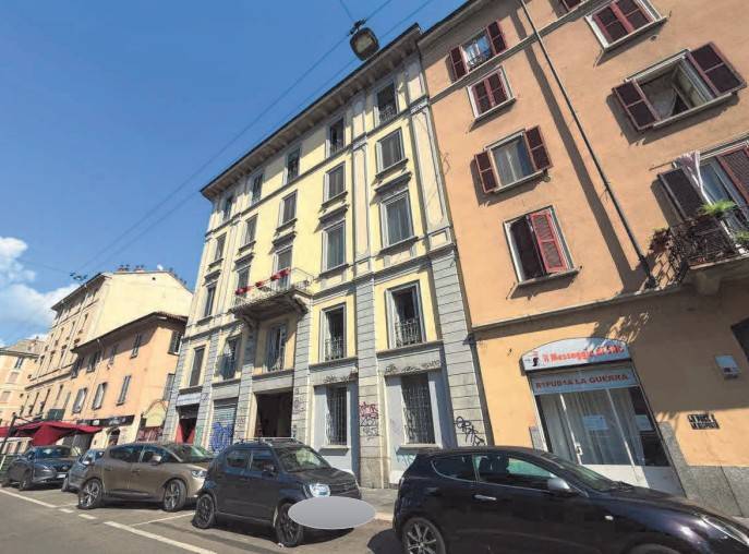 appartamento in vendita a Milano in zona Porta Genova