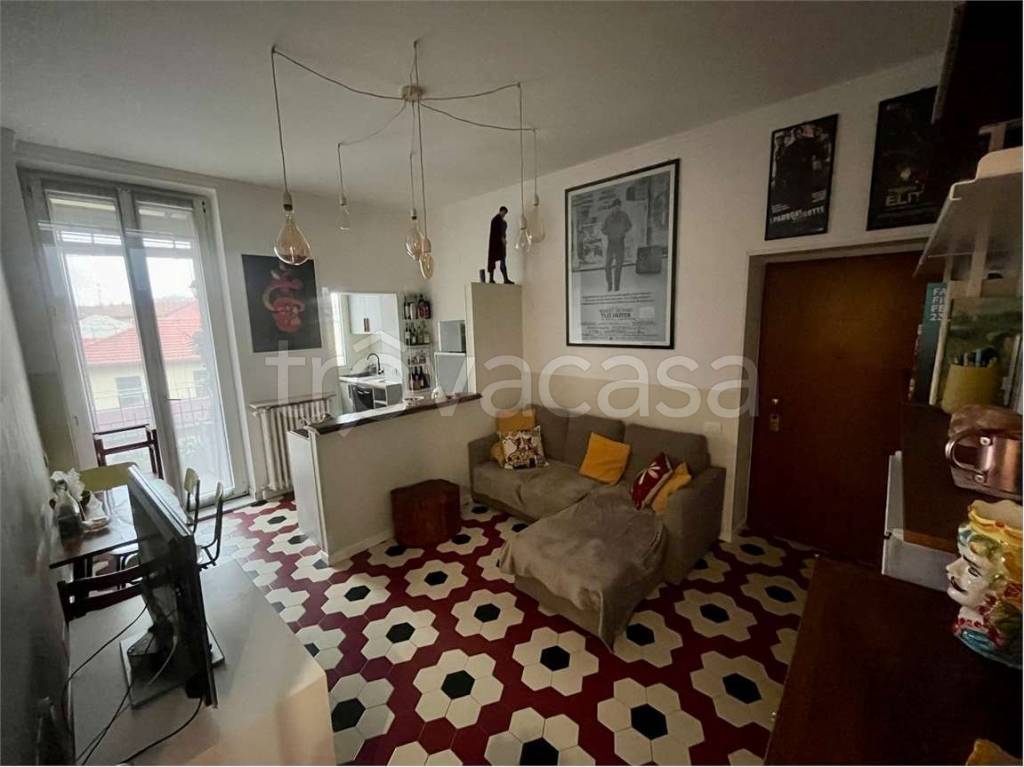 appartamento in vendita a Milano in zona Baggio
