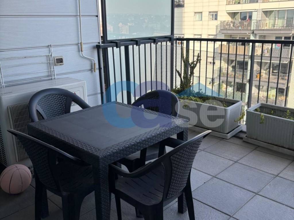 appartamento in vendita a Milano in zona Adriano