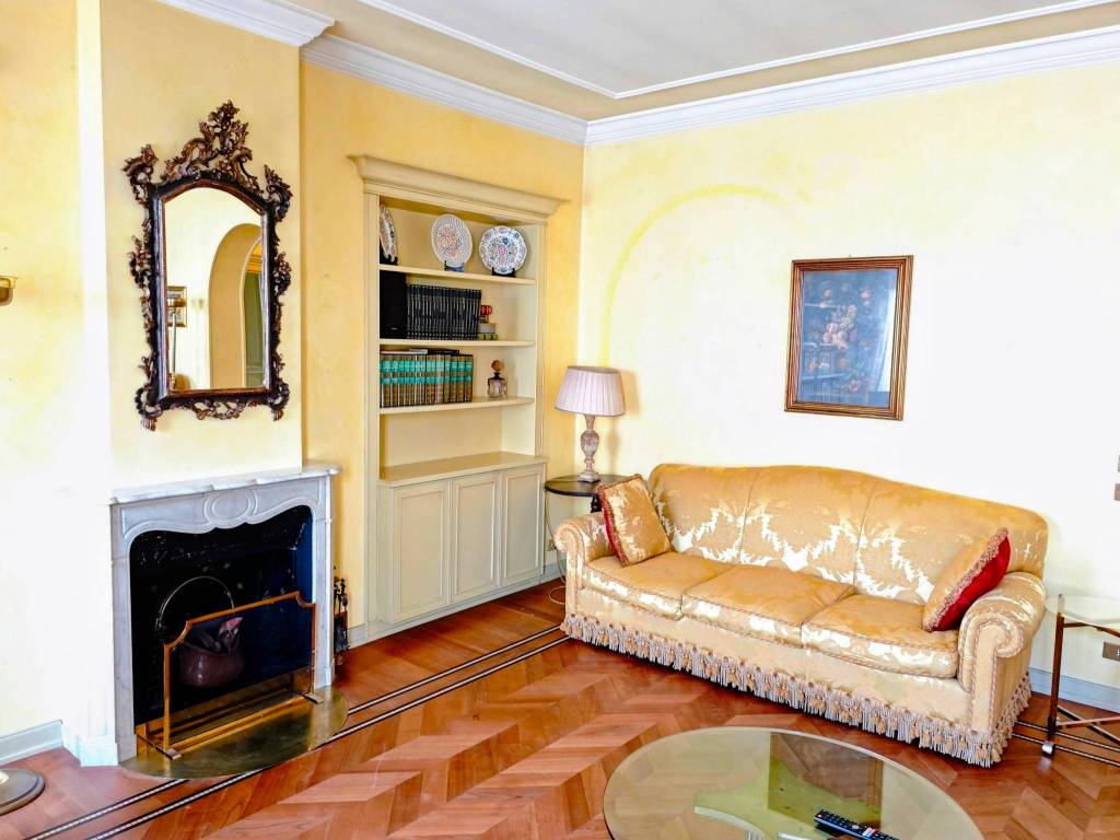 appartamento in vendita a Milano in zona Il Portello