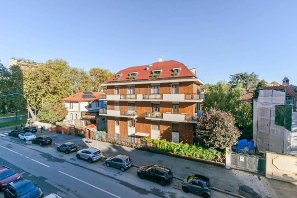 casa indipendente in vendita a Milano in zona Isola