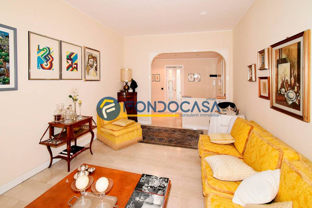 appartamento in vendita a Milano in zona Città Studi