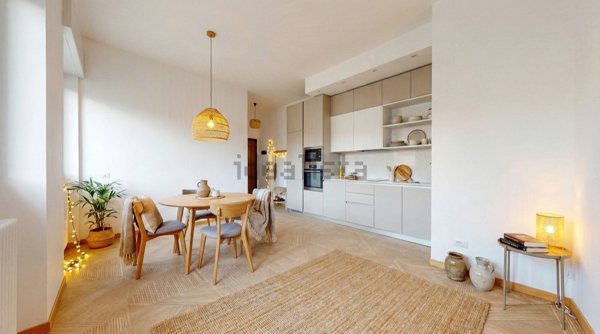 appartamento in vendita a Milano in zona Vigentino