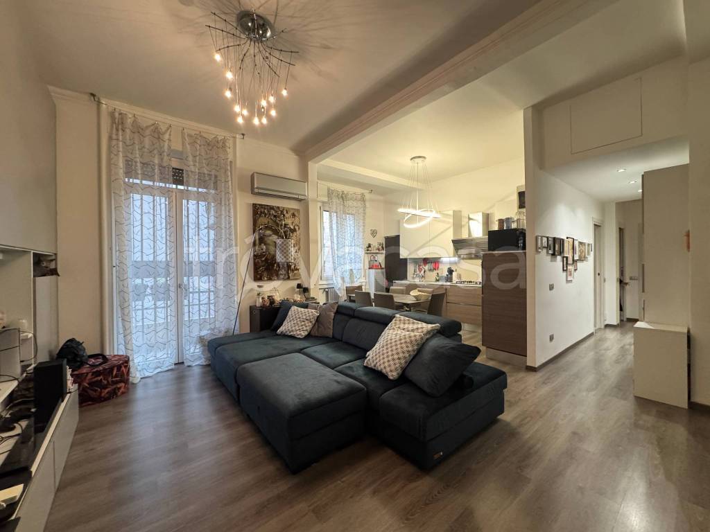 appartamento in vendita a Milano in zona Solari