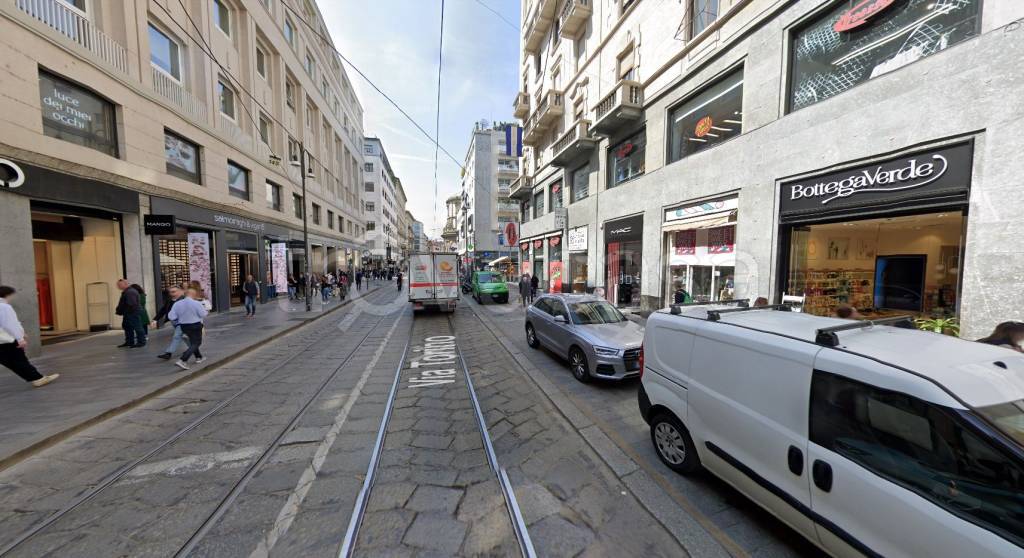 negozio in vendita a Milano