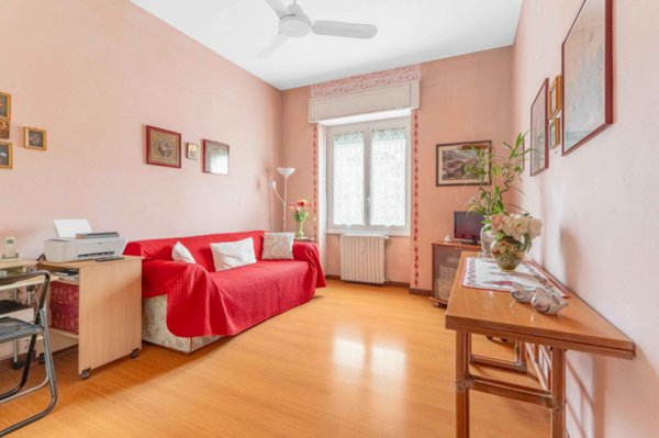 appartamento in vendita a Milano in zona Famagosta