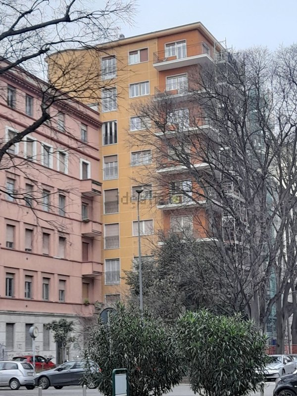 appartamento in vendita a Milano in zona Cinque Giornate