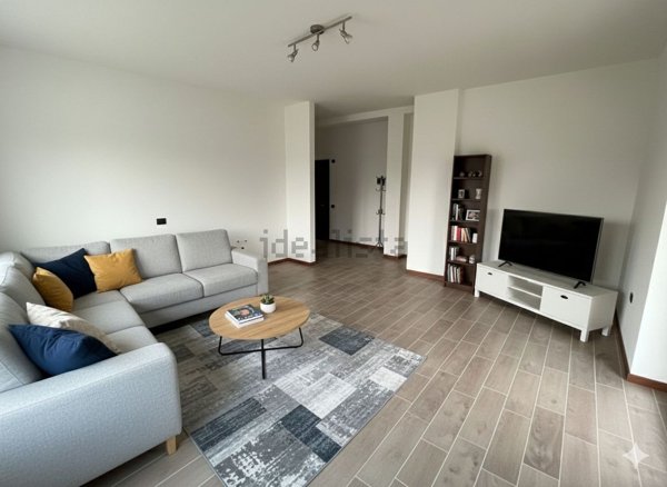 appartamento in vendita a Milano in zona Gorla