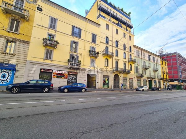 appartamento in vendita a Milano in zona Isola