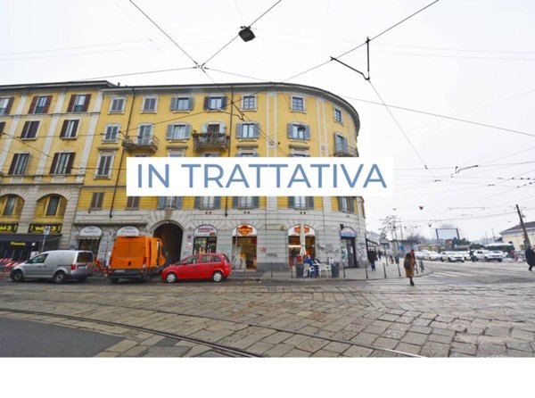 appartamento in vendita a Milano in zona Porta Genova