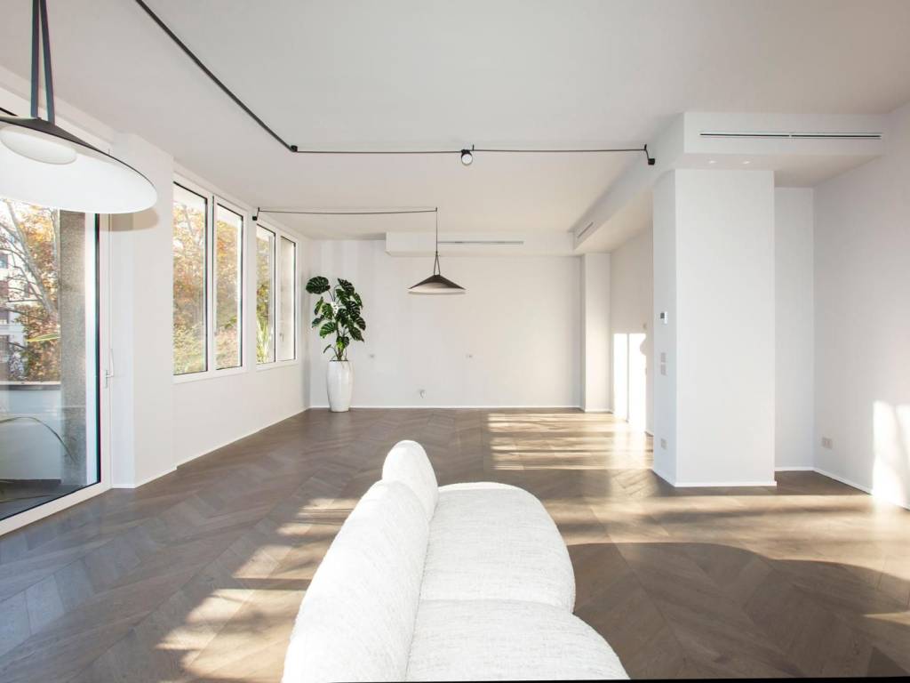 appartamento in vendita a Milano in zona Centro Direzionale
