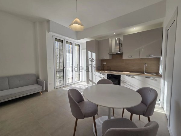 appartamento in vendita a Milano in zona Famagosta