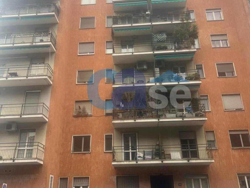 appartamento in vendita a Milano in zona Città Studi