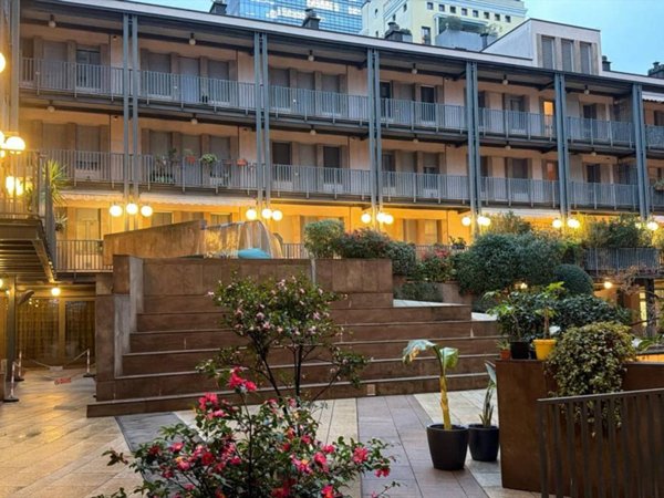 appartamento in vendita a Milano in zona Porta Garibaldi