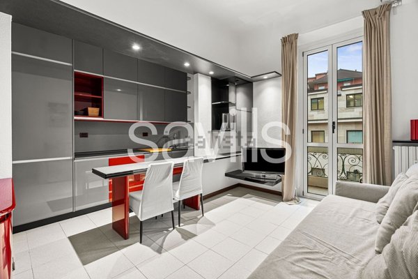 appartamento in vendita a Milano in zona Porta Venezia