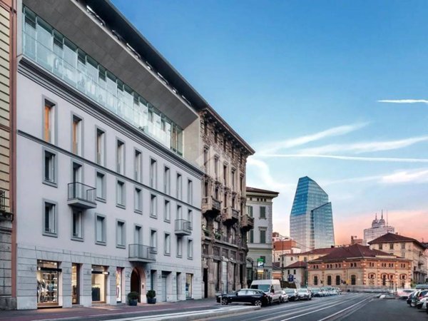 appartamento in vendita a Milano in zona Porta Nuova