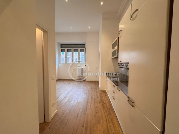 appartamento in vendita a Milano in zona Cadorna