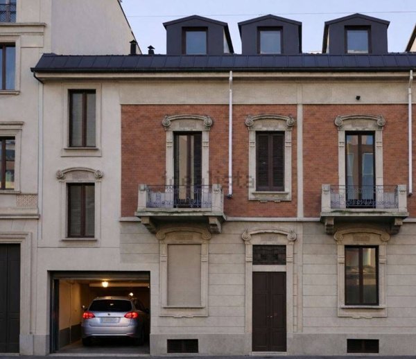 casa indipendente in vendita a Milano in zona Casoretto