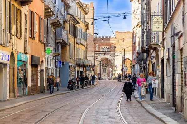 appartamento in vendita a Milano in zona Porta Ticinese