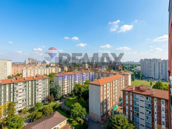 appartamento in vendita a Milano in zona Gallaratese