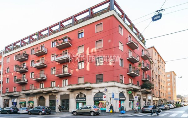 appartamento in vendita a Milano in zona Porta Genova