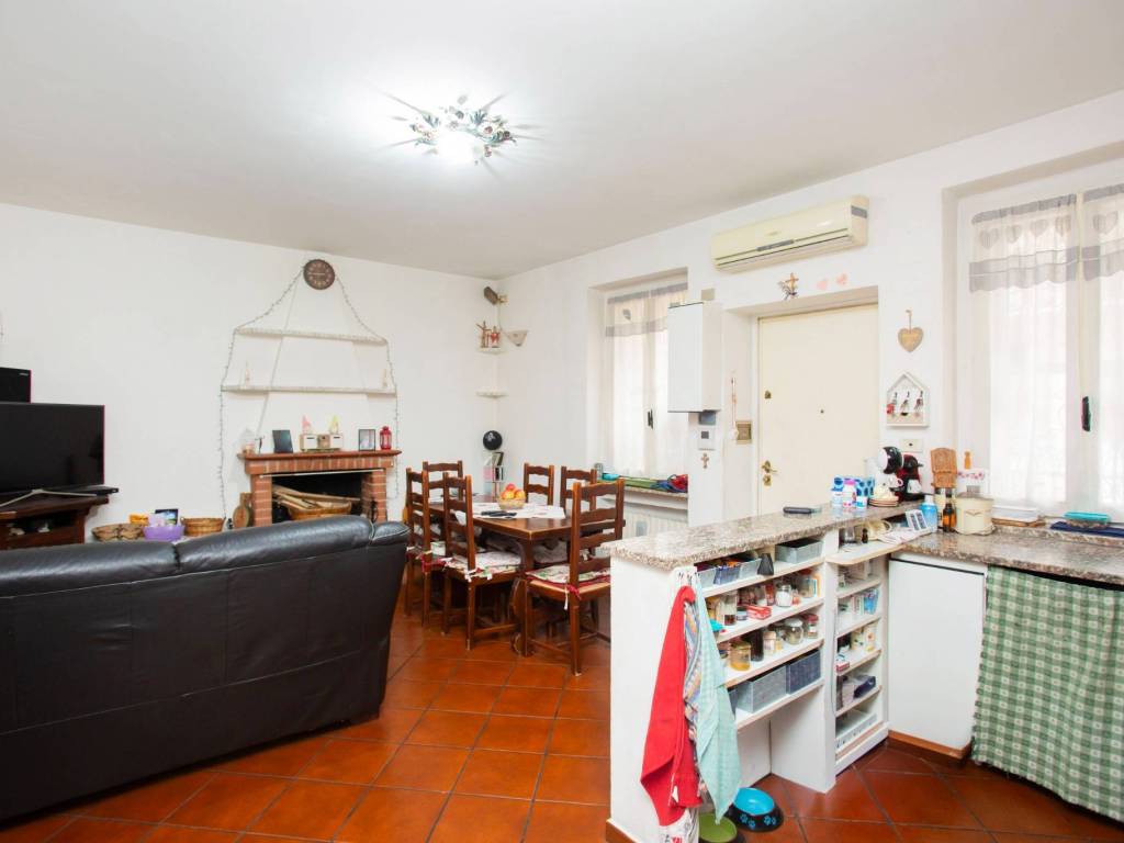 appartamento in vendita a Milano in zona Porta Venezia