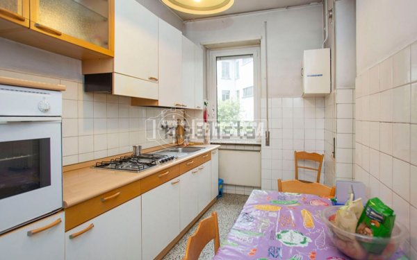 appartamento in vendita a Milano in zona Sempione