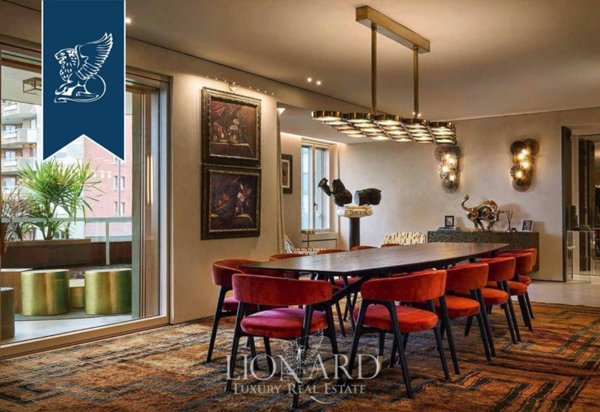 appartamento in vendita a Milano in zona Trenno