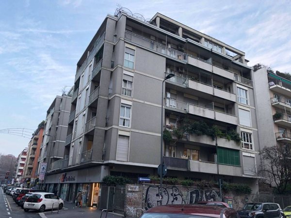 appartamento in vendita a Milano in zona Città Studi