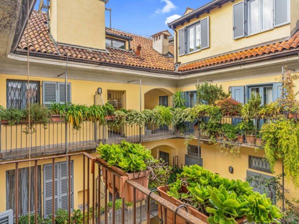 appartamento in vendita a Milano in zona Brera