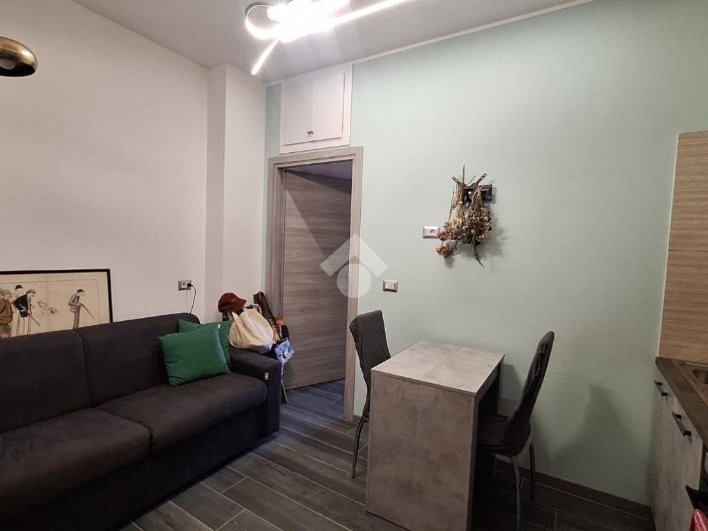 appartamento in vendita a Milano in zona Affori