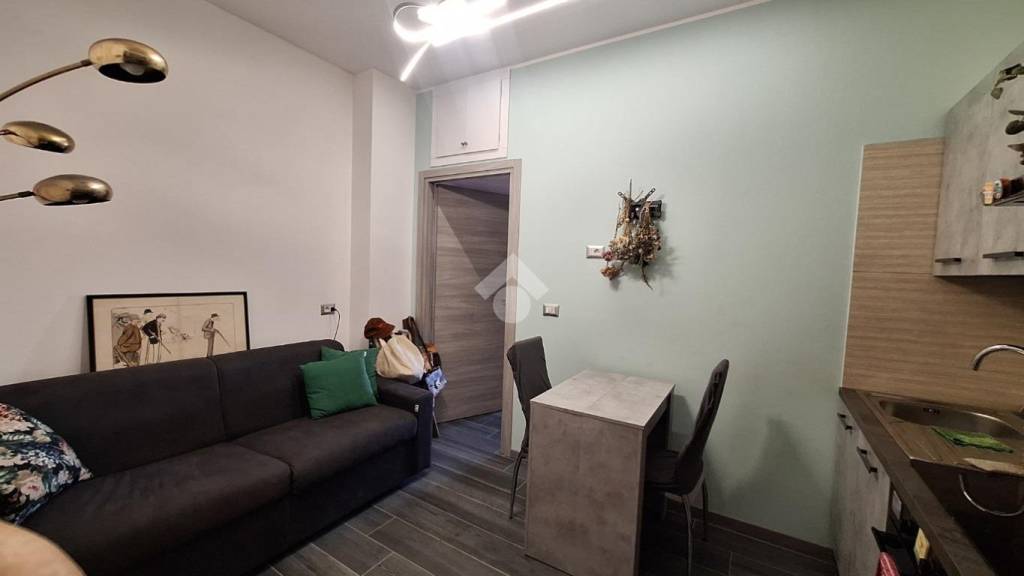 appartamento in vendita a Milano in zona Dergano