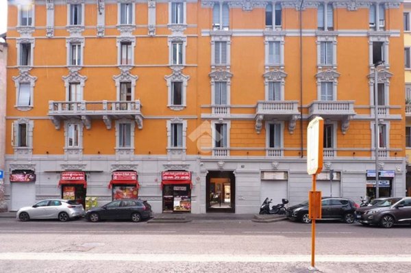 appartamento in vendita a Milano in zona Dergano