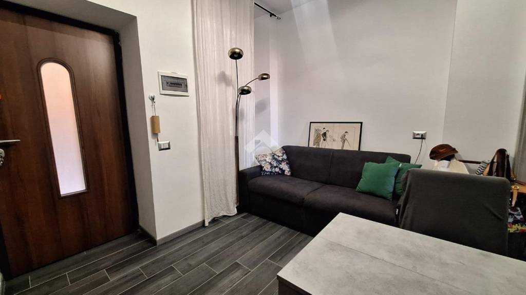 appartamento in vendita a Milano in zona Dergano