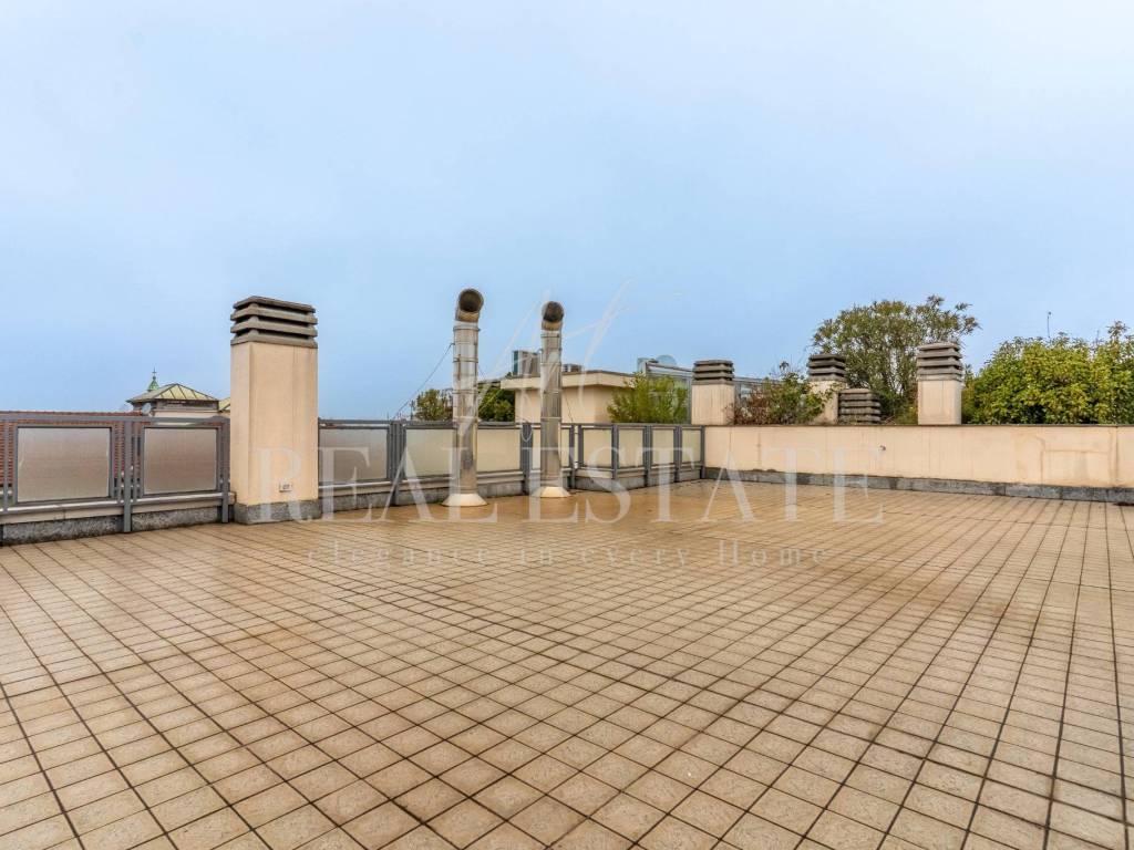 appartamento in vendita a Milano in zona Maggiolina