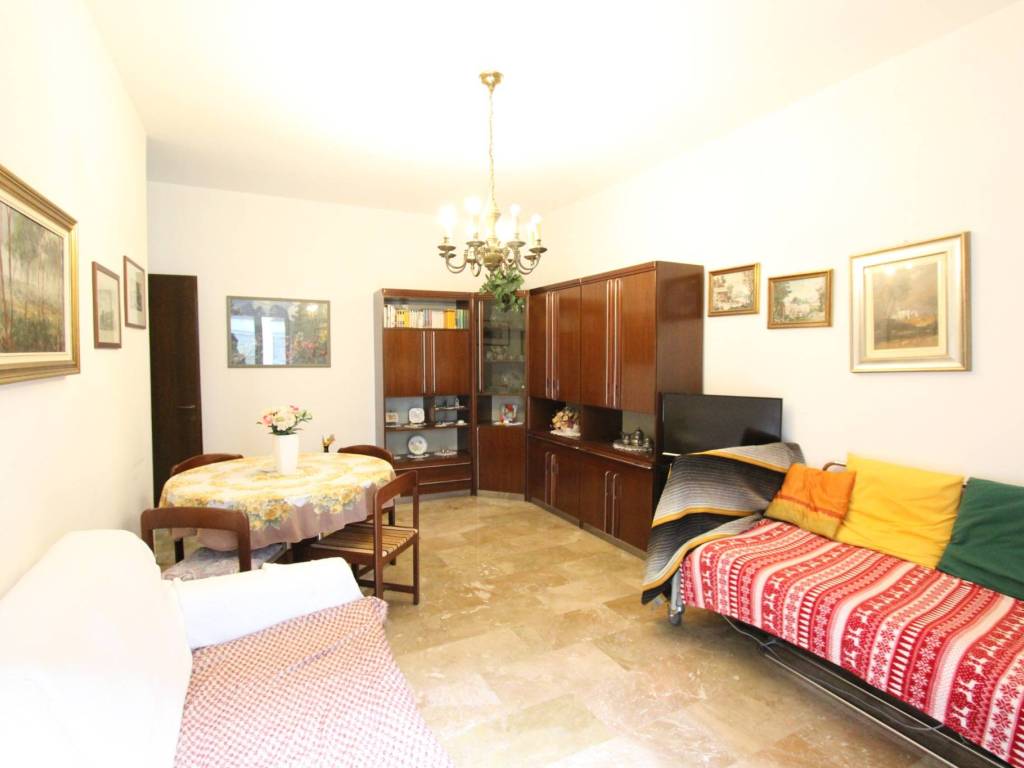 appartamento in vendita a Milano in zona Corvetto