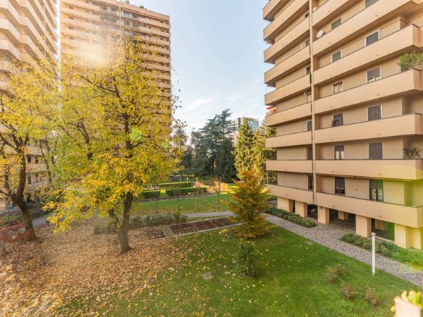 appartamento in vendita a Milano in zona Piazzale Lodi