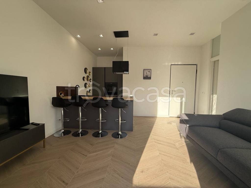 appartamento in vendita a Milano in zona Crescenzago