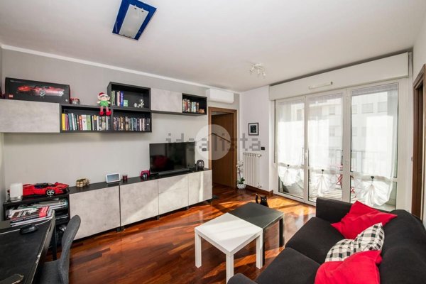 appartamento in vendita a Milano in zona Lambrate