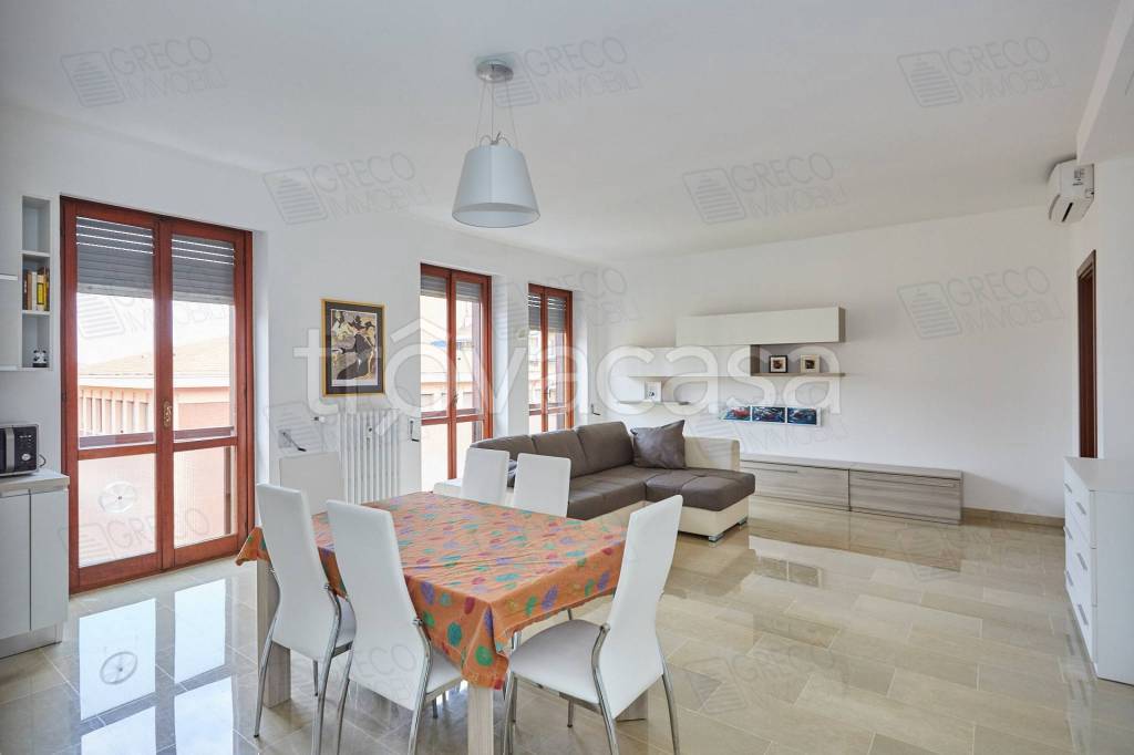 appartamento in vendita a Milano in zona Greco