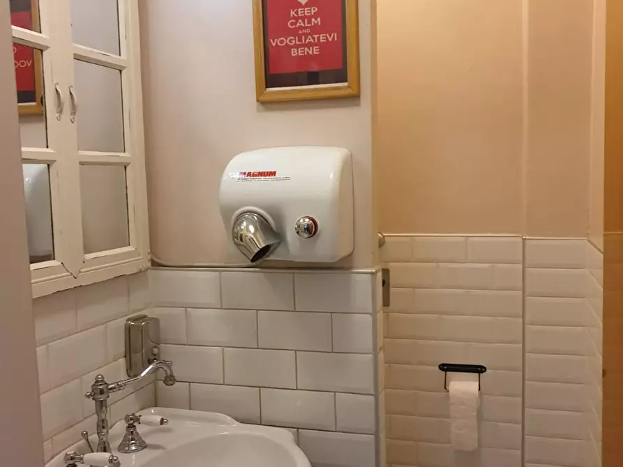 negozio in vendita a Milano