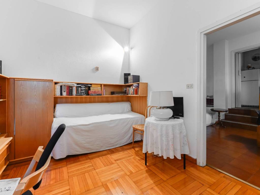 appartamento in vendita a Milano in zona Centro Direzionale