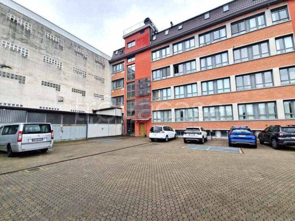 appartamento in vendita a Milano in zona Piazzale Lodi