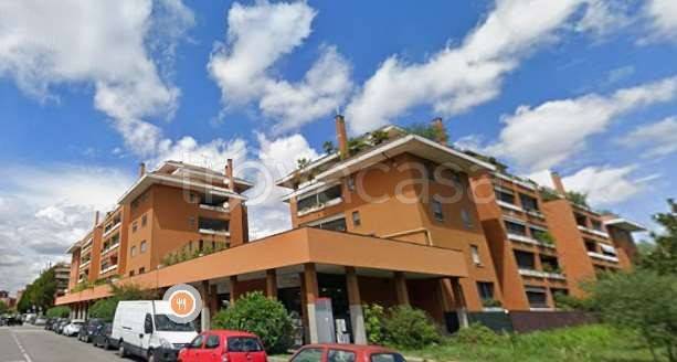 appartamento in vendita a Milano in zona Gratosoglio