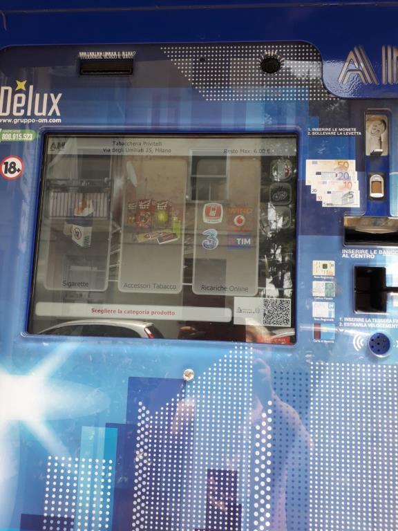 negozio in vendita a Milano in zona Corvetto