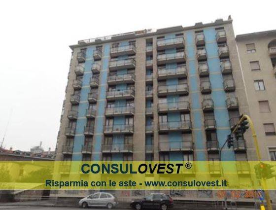 appartamento in vendita a Milano in zona Cascina dei Pomi