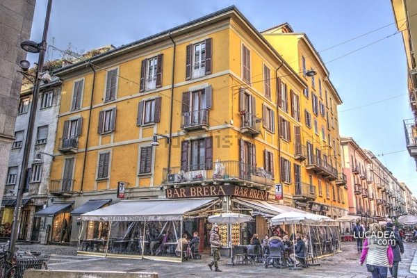 appartamento in vendita a Milano in zona Porta Nuova