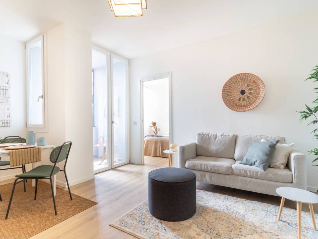 appartamento in vendita a Milano in zona Vigentino